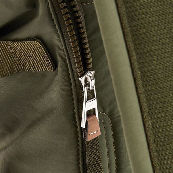 【新作】ロエベ ロールトップ バックパック リサイクル ナイロン コピー B664A22X02